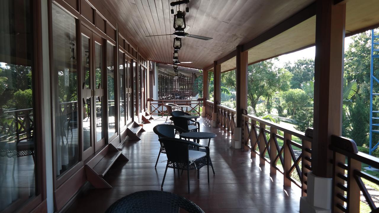 Phubachiang Golf & Resort Pakxé Zewnętrze zdjęcie